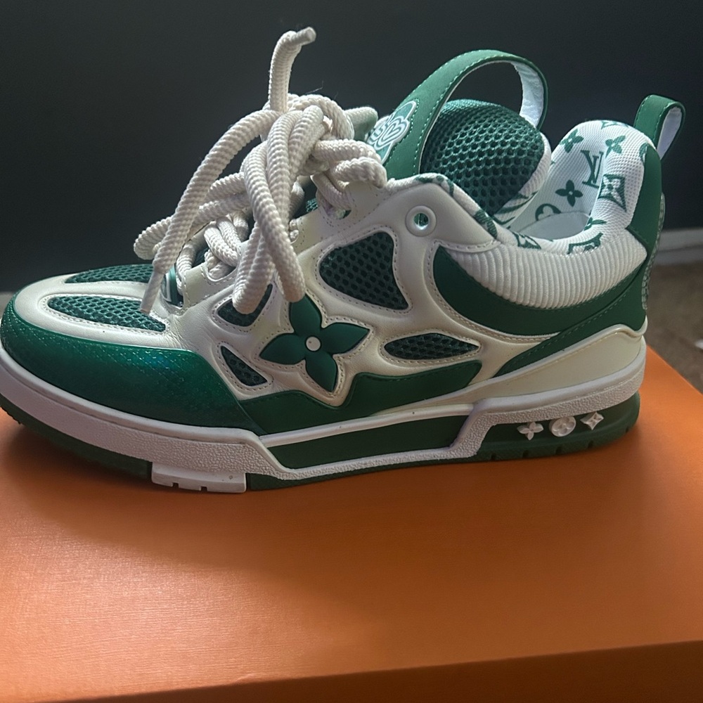 Louis Vuitton Green Worn twice